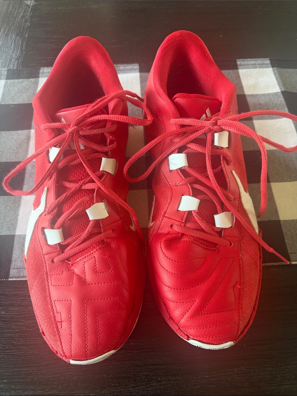 Men’s Nike Red  Athletic Sneakers - Bold Red Comfort